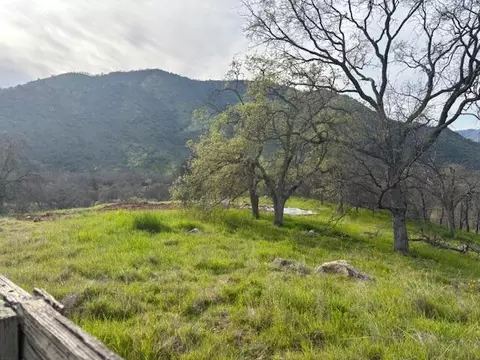 Buckhorn Trail, Three Rivers, CA 93271 photo 2