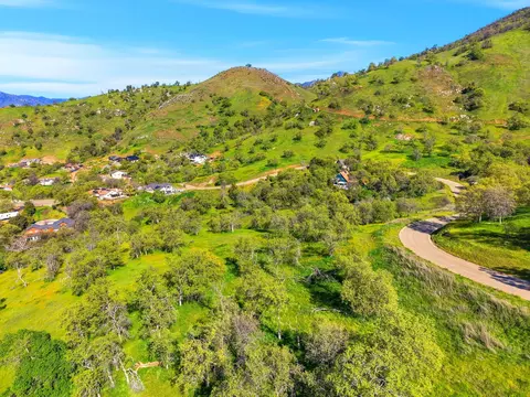 Corral Drive, Three Rivers, CA 93271 photo 7