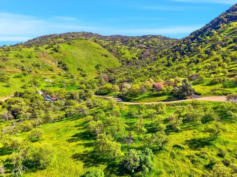 Corral Drive, Three Rivers, CA 93271 photo 6