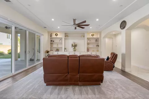 Living - 3108 E Beech Ct, Visalia, CA 93292 photo 2 of 5