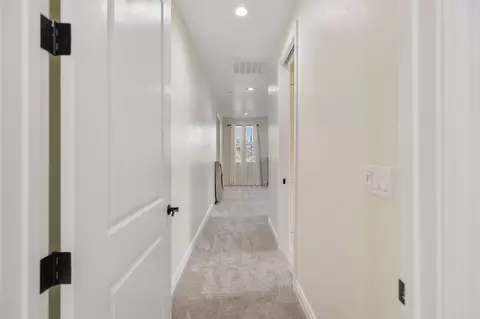Entry Way - 3108 E Beech Ct, Visalia, CA 93292 photo 8 of 16