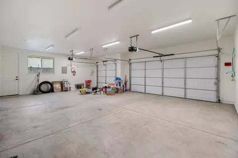 Other - 3108 E Beech Ct, Visalia, CA 93292 photo 13 of 14