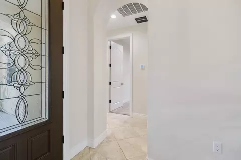 Entry Way - 3108 E Beech Ct, Visalia, CA 93292 photo 11 of 16