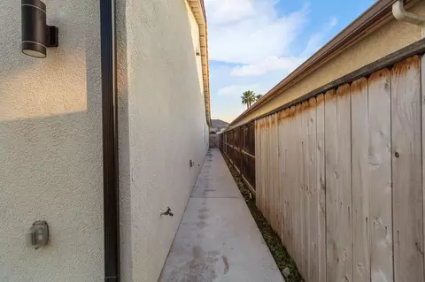 Entry Way - 3108 E Beech Ct, Visalia, CA 93292 photo 16 of 16