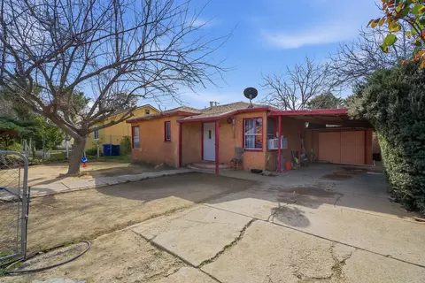 416 E Mariposa St, Avenal, CA 93204