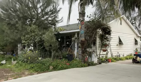 328 N Conley St N, Porterville, CA 93257