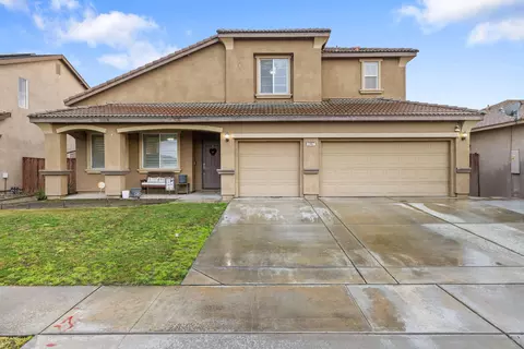 2467 Ship Rock Ave, Tulare, CA 93274