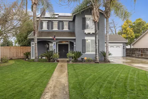 3929 S Bollinger St, Visalia, CA 93277