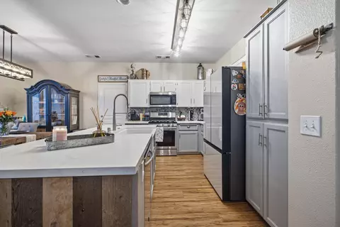 Kitchen - 3929 S Bollinger St, Visalia, CA 93277 photo 2 of 3