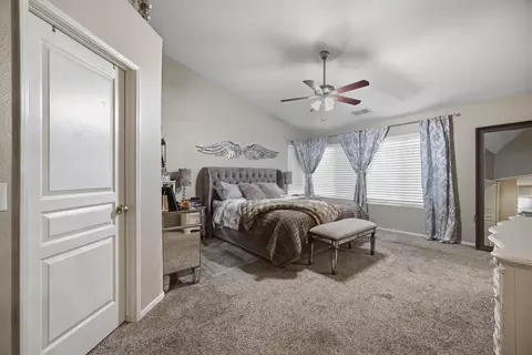 Entry Way - 3929 S Bollinger St, Visalia, CA 93277 photo 5 of 6