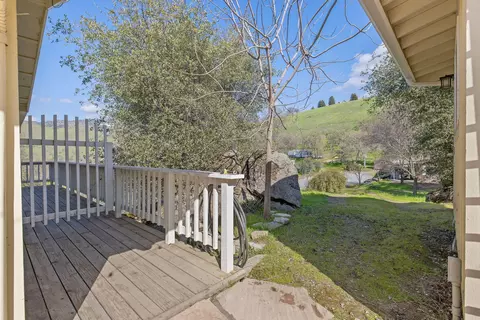 Exterior - 40209 Redtail Ln, Three Rivers, CA 93271 photo 33 of 73