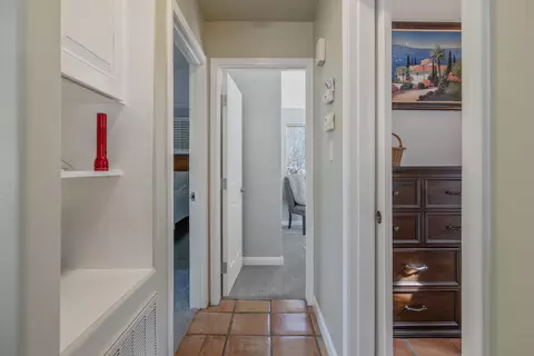 Entry Way - 40209 Redtail Ln, Three Rivers, CA 93271 photo 9 of 14