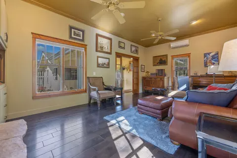 Living - 40209 Redtail Ln, Three Rivers, CA 93271 photo 4 of 8