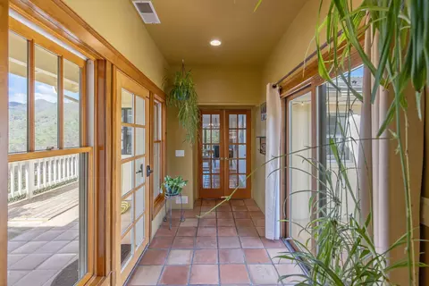 Entry Way - 40209 Redtail Ln, Three Rivers, CA 93271 photo 2 of 14