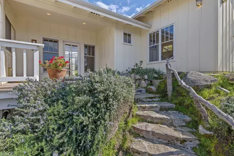 Exterior - 40209 Redtail Ln, Three Rivers, CA 93271 photo 13 of 73