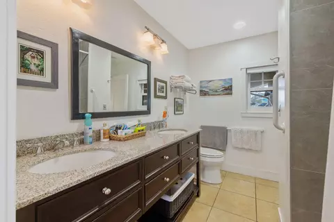 Bath - 40209 Redtail Ln, Three Rivers, CA 93271 photo 5 of 6