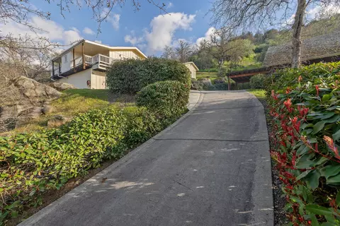 Exterior - 40209 Redtail Ln, Three Rivers, CA 93271 photo 46 of 73