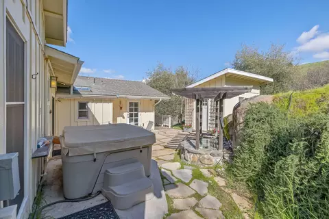 Exterior - 40209 Redtail Ln, Three Rivers, CA 93271 photo 29 of 73