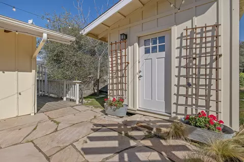 Exterior - 40209 Redtail Ln, Three Rivers, CA 93271 photo 31 of 73
