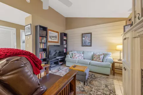 Living - 40209 Redtail Ln, Three Rivers, CA 93271 photo 7 of 8