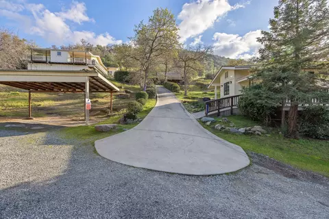 Exterior - 40209 Redtail Ln, Three Rivers, CA 93271 photo 49 of 73