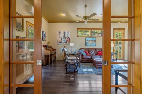 Entry Way - 40209 Redtail Ln, Three Rivers, CA 93271 photo 6 of 14