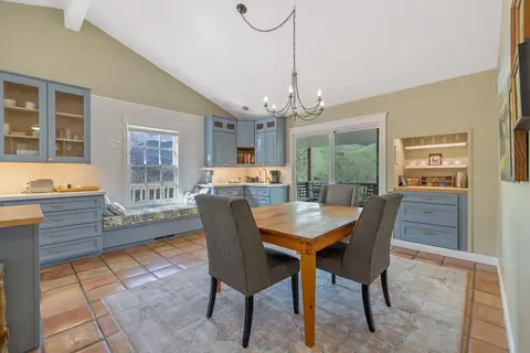 Dining - 40209 Redtail Ln, Three Rivers, CA 93271 photo 2 of 7