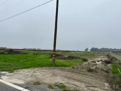 Jackson Avenue, Lemoore, CA 93245 photo 2
