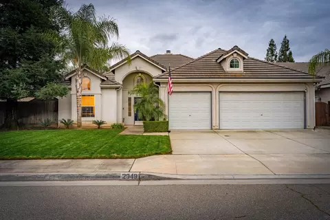 2949 E Palisade Dr, Fresno, CA 93720