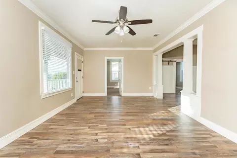 Living - 533 S Kaweah Ave, Exeter, CA 93221 photo 5 of 6