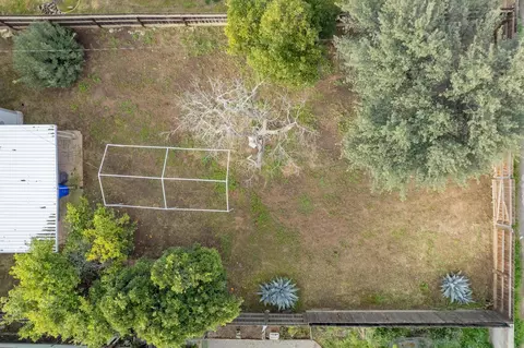 View/Area - 533 S Kaweah Ave, Exeter, CA 93221 photo 2 of 3