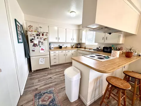 Kitchen - 208 N B St, Exeter, CA 93221 photo 4 of 4
