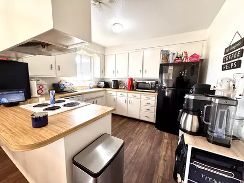 Kitchen - 208 N B St, Exeter, CA 93221 photo 2 of 4