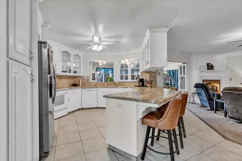 Kitchen - 45 Lyon Ave, Sanger, CA 93657 photo 1 of 4