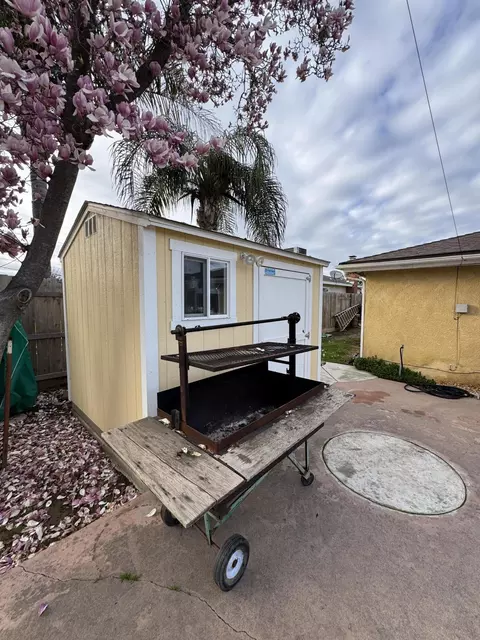 Other - 201 E Lois Ave, Tulare, CA 93274 photo 6 of 8