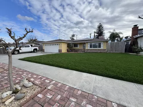 Exterior - 201 E Lois Ave, Tulare, CA 93274 photo 3 of 24