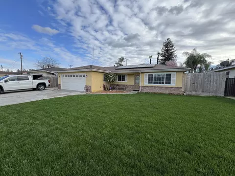 Exterior - 201 E Lois Ave, Tulare, CA 93274 photo 1 of 24