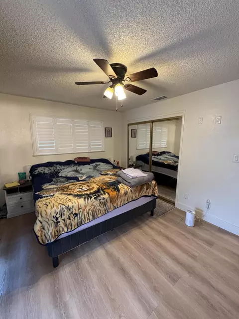 Bedroom - 201 E Lois Ave, Tulare, CA 93274 photo 4 of 4