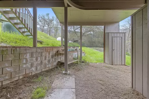Exterior - 43677 Washburn Dr, Three Rivers, CA 93271 photo 12 of 31