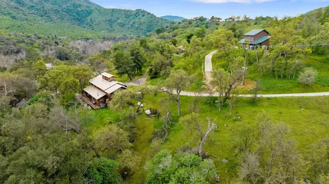 View/Area - 43677 Washburn Dr, Three Rivers, CA 93271 photo 2 of 4