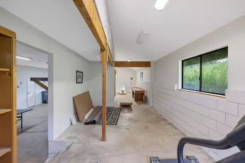 Entry Way - 43677 Washburn Dr, Three Rivers, CA 93271 photo 2 of 2
