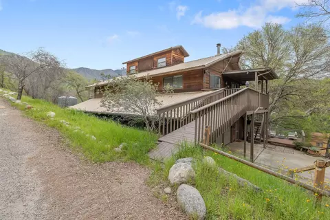 Exterior - 43677 Washburn Dr, Three Rivers, CA 93271 photo 1 of 31