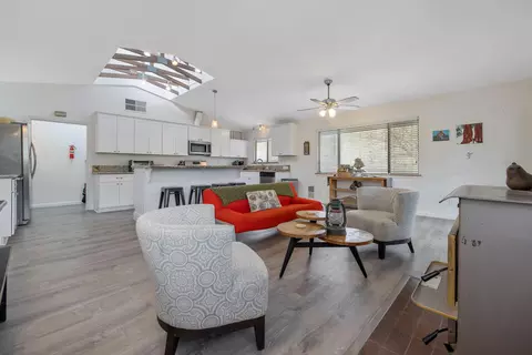 Living - 43677 Washburn Dr, Three Rivers, CA 93271 photo 2 of 5