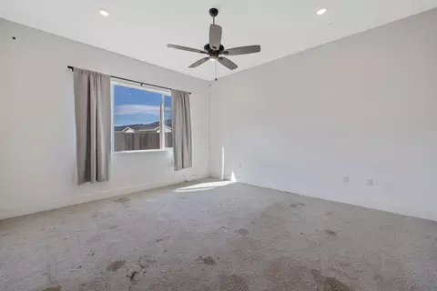Bedroom - 324 E Newton Ave, Visalia, CA 93291 photo 6 of 7