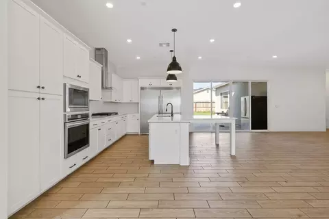 Kitchen - 324 E Newton Ave, Visalia, CA 93291 photo 1 of 4