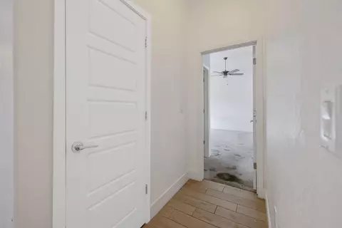 Entry Way - 324 E Newton Ave, Visalia, CA 93291 photo 6 of 7