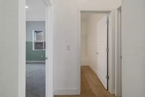 Entry Way - 324 E Newton Ave, Visalia, CA 93291 photo 5 of 7