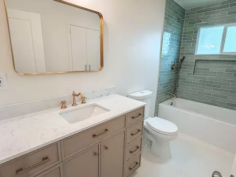 Bath - 2805 W Beech Ave, Visalia, CA 93277 photo 1 of 4