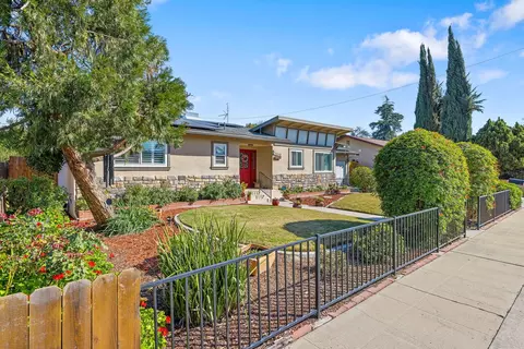 610 S Whitney St, Visalia, CA 93277