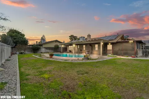 Exterior - 812 Woods Pl, Exeter, CA 93221 photo 7 of 12